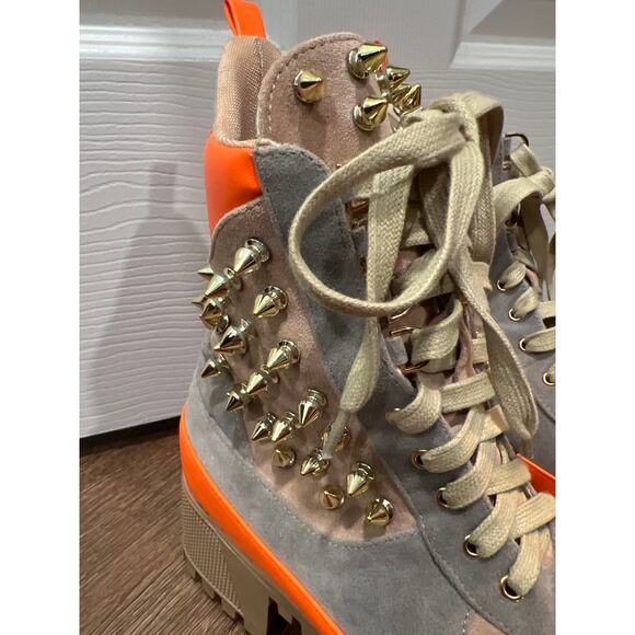 Cape Robbin Jadey Spike Studs Combat Neon Grey Suede Boots Women's 7 - Picture 2 of 11